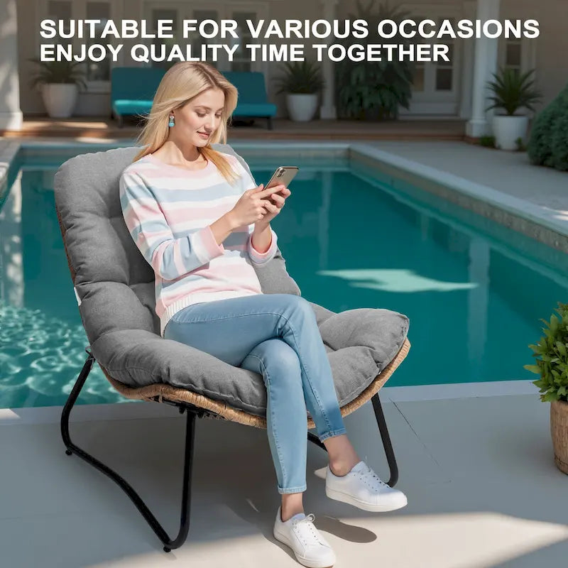 Ensemble de 2 fauteuils Papasan d'extérieur avec coussin épais rembourré, en rotin PE, pour un confort optimal en terrasse.