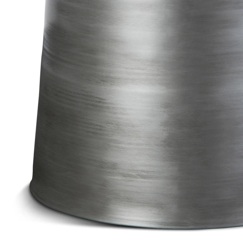 Table d'appoint en métal de style industriel moderne WYNDENHALL Layne, 40,6 cm de large, entièrement assemblée