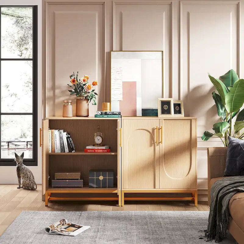 Buffet moderne à 4 portes avec étagère réglable, idéal pour le salon, la cuisine, la salle à manger ou le couloir.