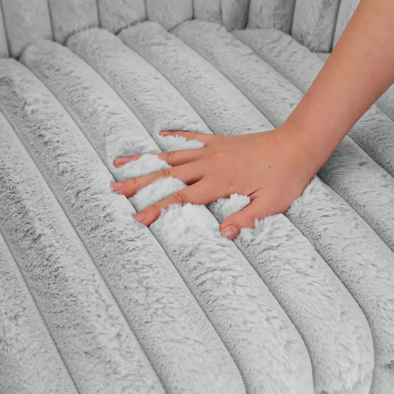 Ensemble de 2 fauteuils pivotants modernes en velours côtelé pelucheux de 49 pouces.