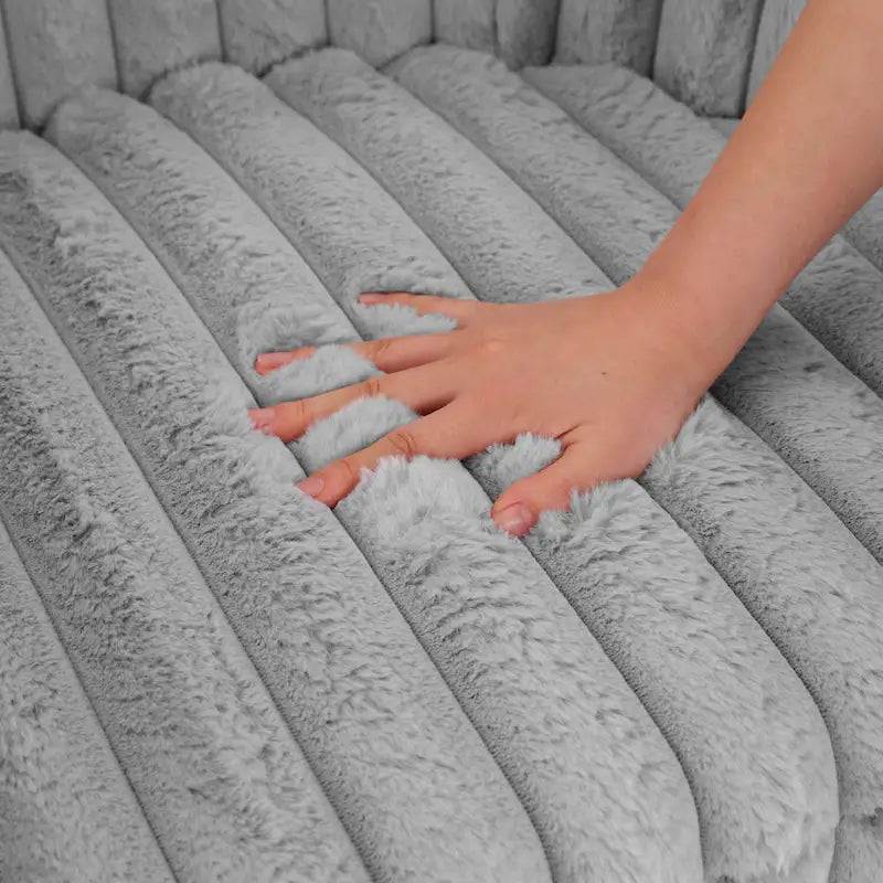 Ensemble de 2 fauteuils pivotants modernes en velours côtelé pelucheux de 49 pouces.